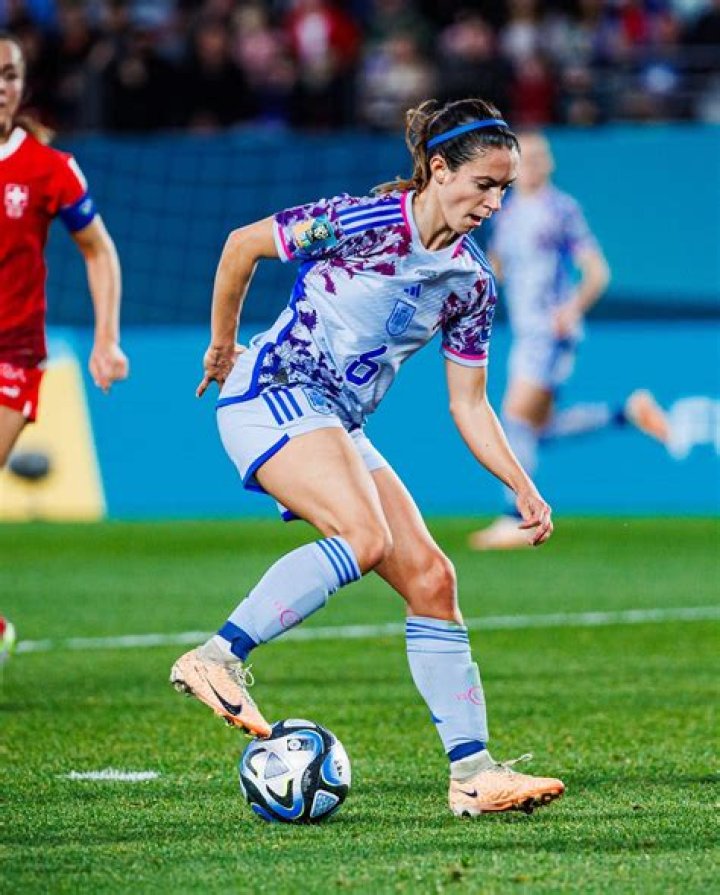 Aitana Bonmati Biography: Husband, Salary, Age, Height, Net Worth, Family, Position, Parents, Stats