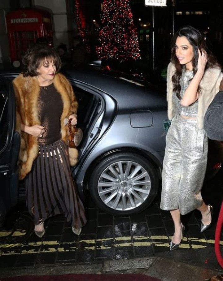 Amal Alamuddin Divorce: Cindy Crawford Reveals Nearly Naked Encounter With George Clooney – Wife Freaks?