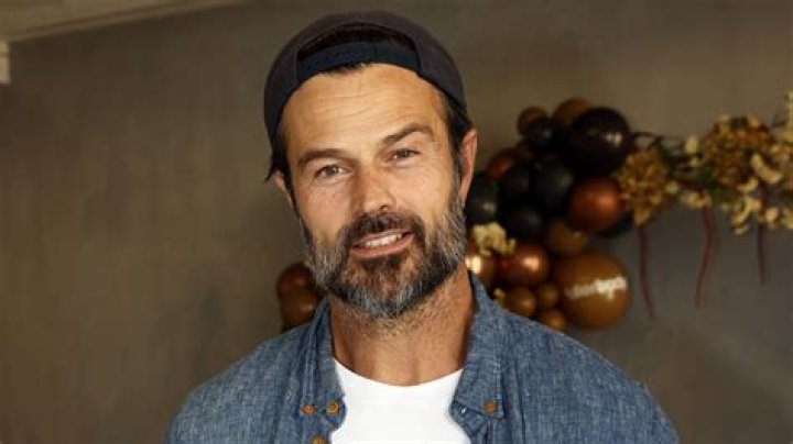 Arie Boomsma - Net Worth, Age, Height, Birthday, Bio, Wiki!