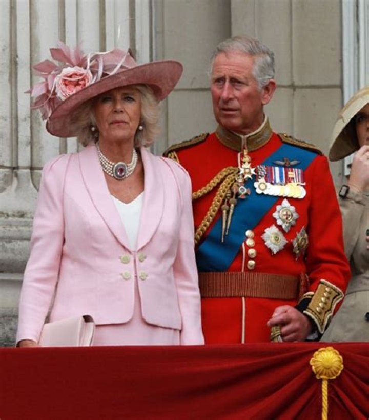 Camilla Parker-Bowles Reacts to Kate Middleton Pregnant News – Terrified Queen Elizabeth Will Bypass Prince Charles as King