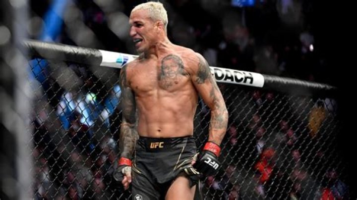 Charles Oliveira- Wiki, Age, Ethnicity, Wife, Height, Net Worth, Career