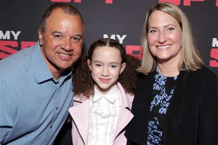 Chloe Coleman- Age, Net Worth, Boyfriend, Family & Biography