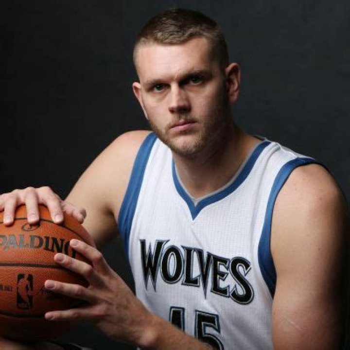 Cole Aldrich- Wiki, Age, Height, Net Worth, Girlfriend, Ethnicity