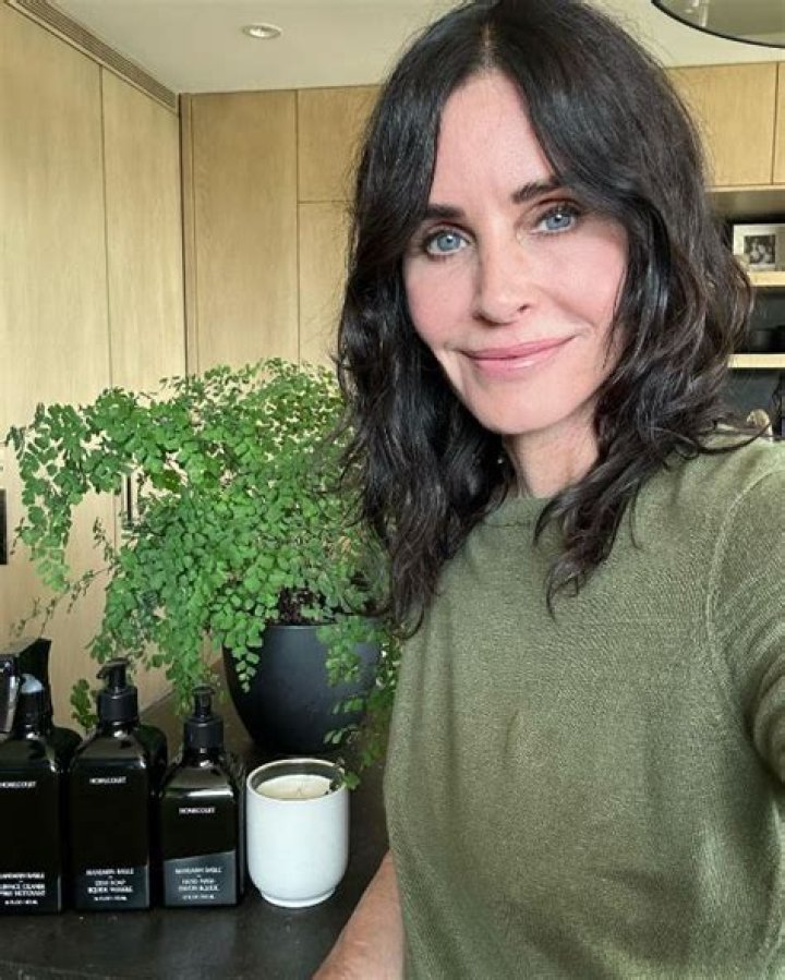 Did Courteney Cox Get A Boob Job?