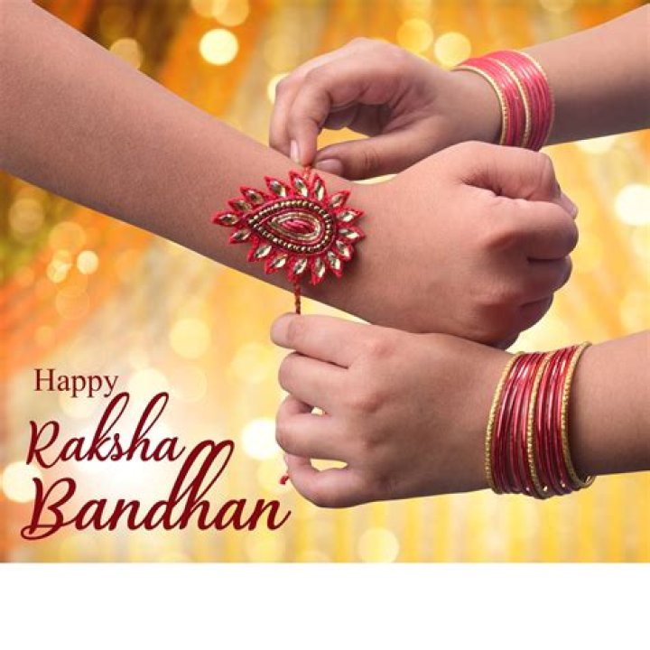 Discover 10 Out of The World Rakhi Combos To Celebrate Rakshabandhan