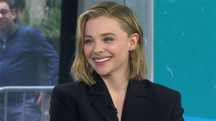 Fame | Chloë Grace Moretz net worth and salary income estimation Apr, 2024