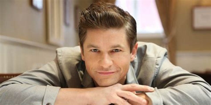 Fame | David Burtka net worth and salary income estimation Apr, 2024