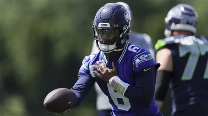 Fame | Jalen Milroe net worth and salary income estimation Jan, 2024