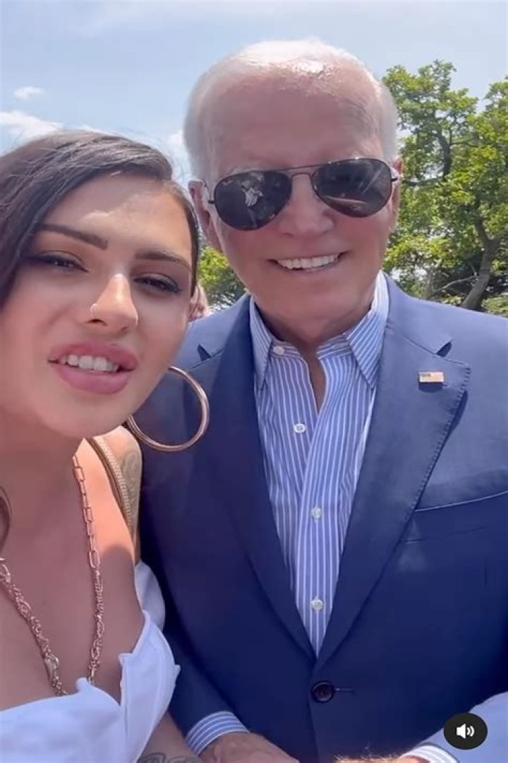 Fame | Rose Montoya net worth and salary income estimation Apr, 2024