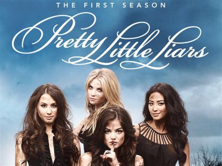 Get Ready For a 'Pretty Little Liars' Movie!