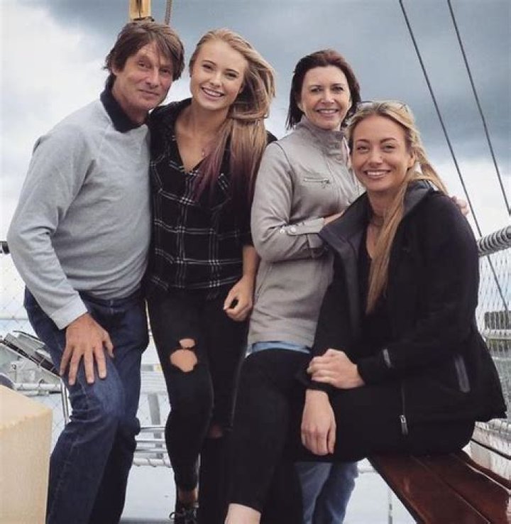 Graham Vigrass- Wiki, Age, Height, Girlfriend, Net Worth, Ethnicity, Career