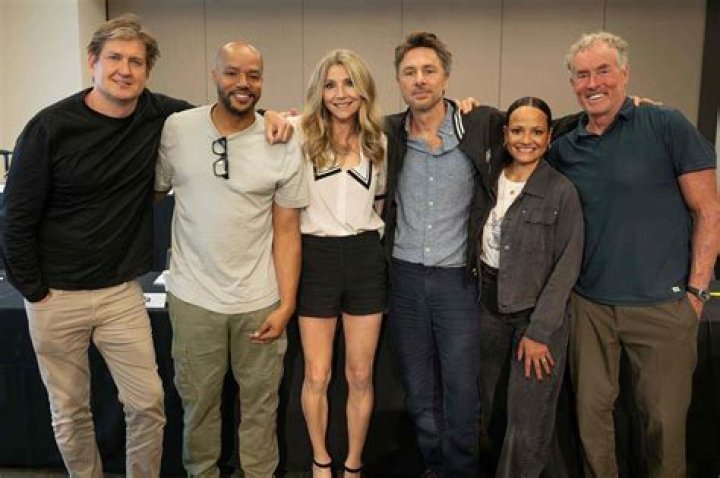 Is Sarah Chalke Married? Inside The Relationship Of A ‘Scrubs’ Actress