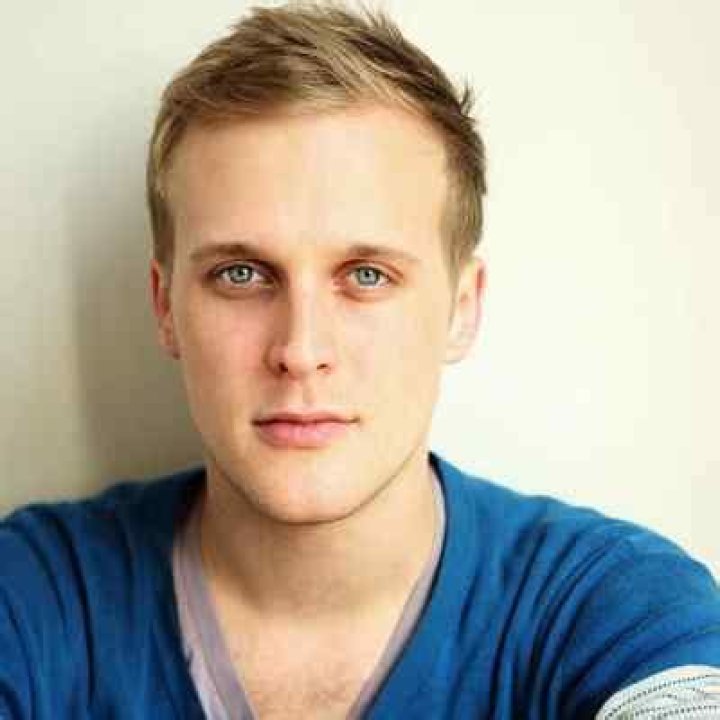 John Early- Wiki, Age, Height, Net Worth, Dating, Career
