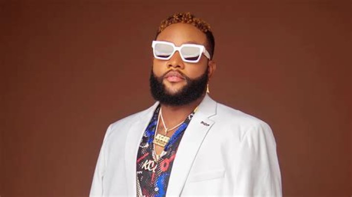 Kcee Biography: Girlfriend, Age, Songs, Net Worth, House, Cars, Wikipedia, Brother, Wife, Siblings, Parents, Children