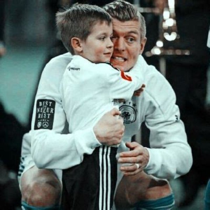 Leon Kroos Father Has Tattooed His Name In Left Forearm
