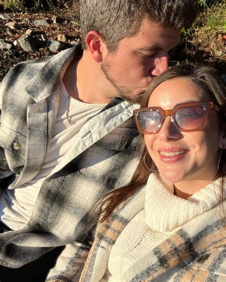 ‘Love is Blind’; Matt Barnett chooses Amber over Jessica!! EXPLORE His Wiki Facts and Background