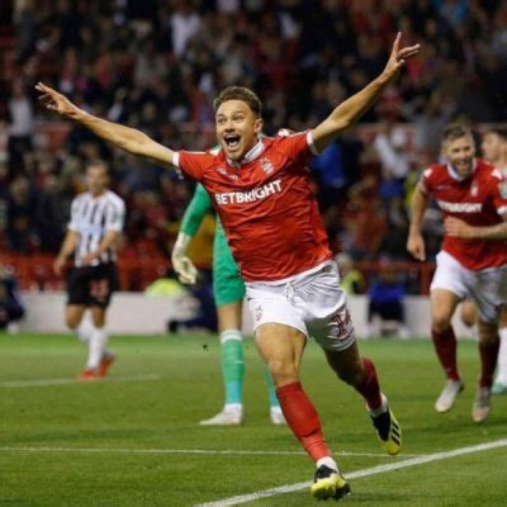 Matty Cash- Wiki, Age, Height, Net Worth, Girlfriend, Dating