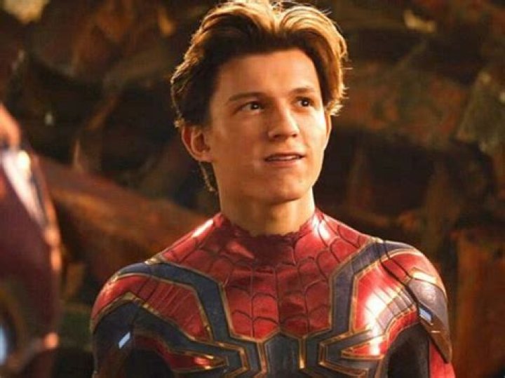 Meet ‘Spiderman’ Tom Holland’s Parents And Get ALook Inside His Life