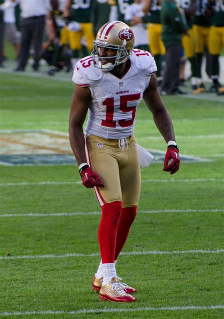 Michael Crabtree - Net Worth, Age, Height, Birthday, Bio, Wiki!