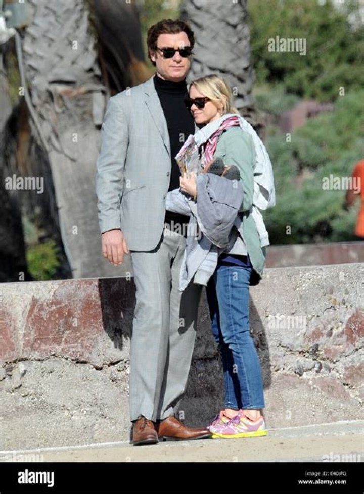 Naomi Watts Shares Hot Romantic Kiss With Actress Sophie Cookson: Completely Over Ex Liev Schreiber!