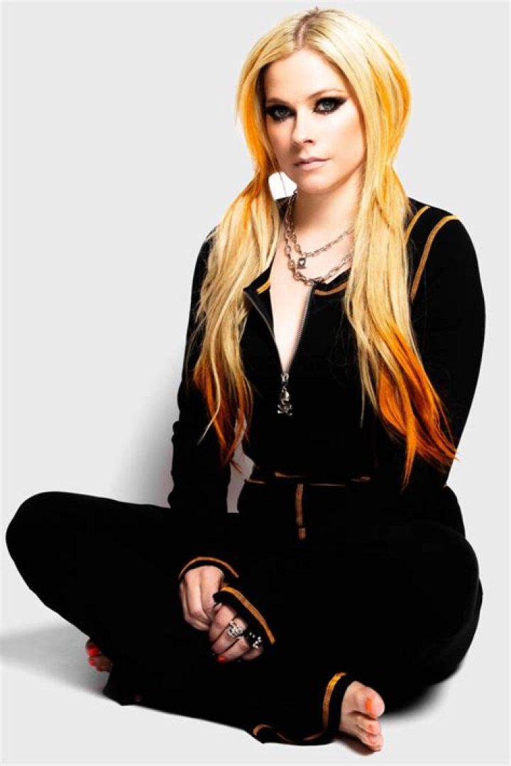 New Abbey Dawn Designs By Avril Lavigne Have Been Released
