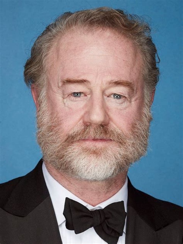 Owen Teale - Net Worth, Age, Height, Birthday, Bio, Wiki!