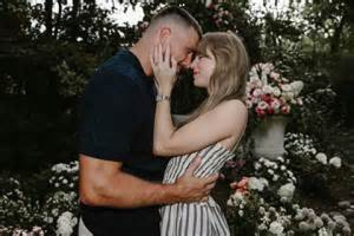 Taylor Caniff’s Girlfriend: Who is Taylor Caniff Dating?