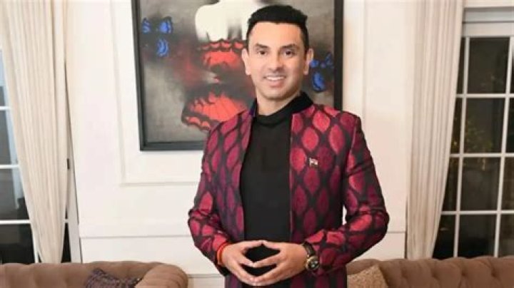 Tehseen Poonawalla Biography: Age, Night Club, Net Worth, Wife, Industrialist, Brother, Religion, Twitter, Family Tree, Wikipedia, BJP
