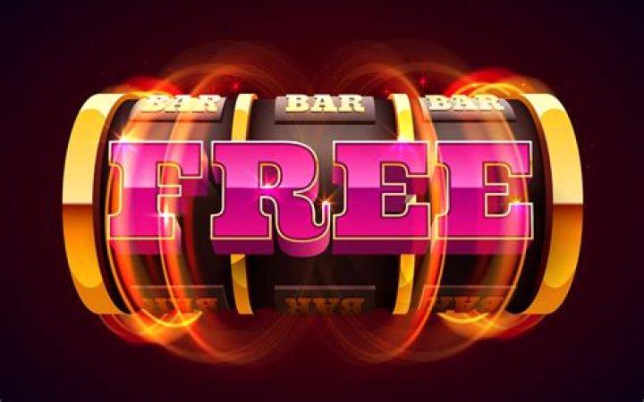 We're Debunking Every Myth You've Heard About Free Pokies