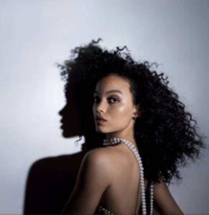 Whitney Peak Biography: Age, Net Worth, Wiki, Boyfriend, Pictures, Husband, Movies, Instagram